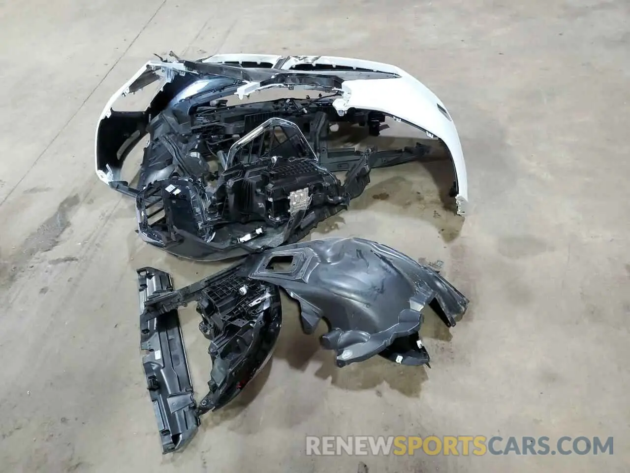 12 Photograph of a damaged car 5UX53GP08S9017637 BMW X3 30 XDRI 2025