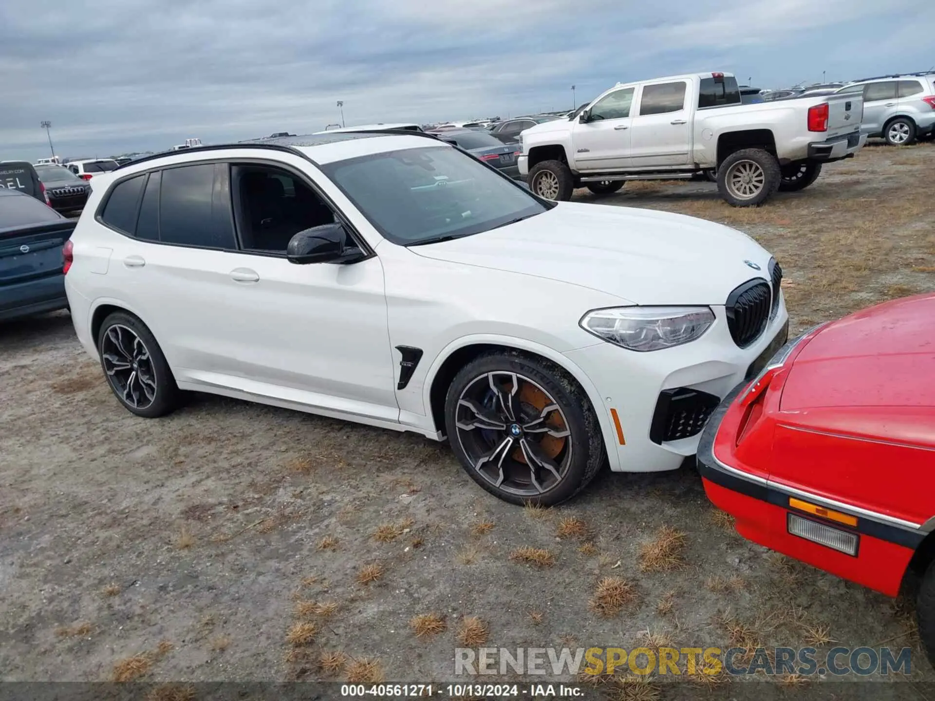 1 Photograph of a damaged car 5YMTS0C01LLT11157 BMW X3 M 2020
