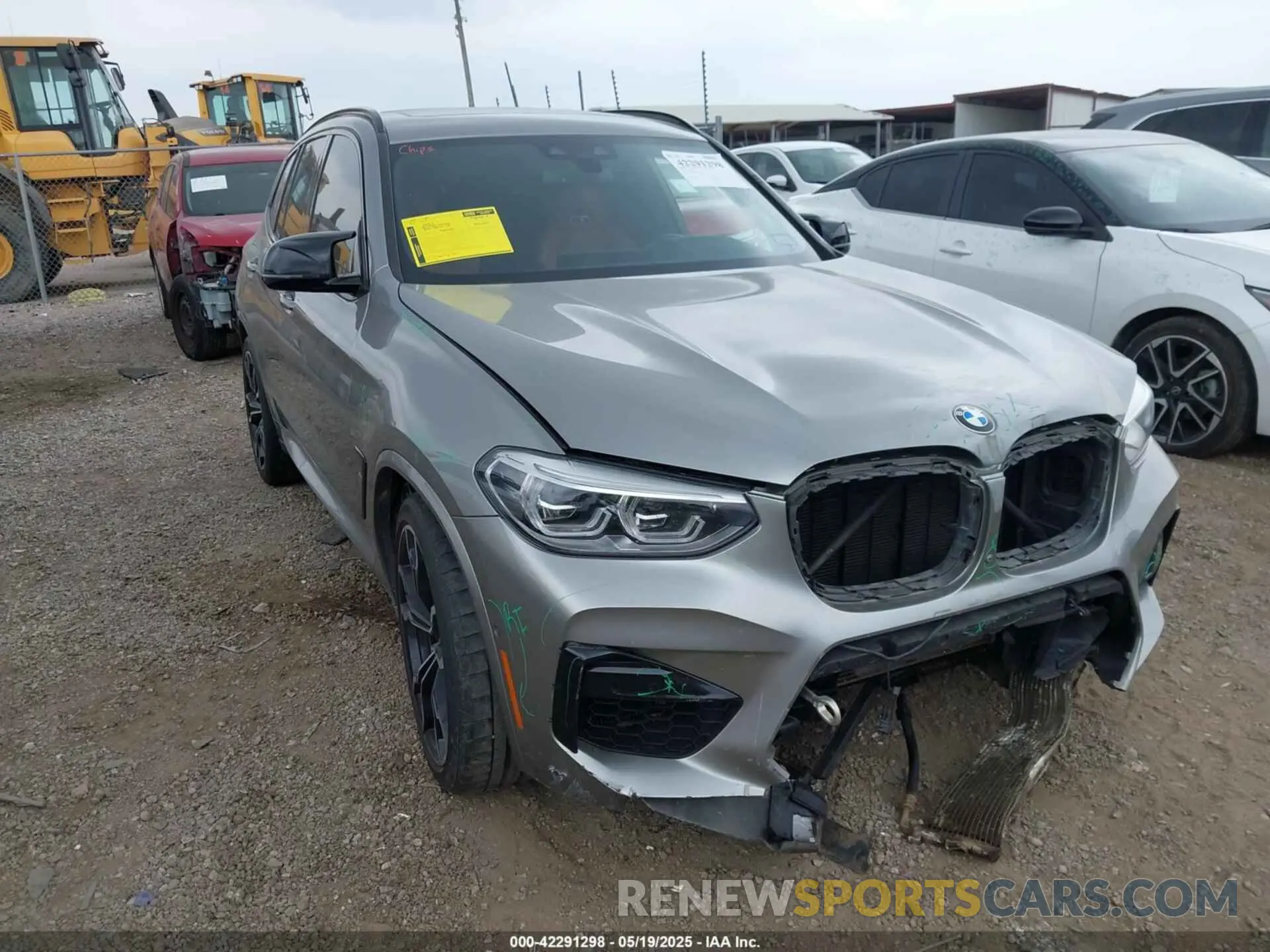 1 Photograph of a damaged car 5YMTS0C02LLT10003 BMW X3 M 2020