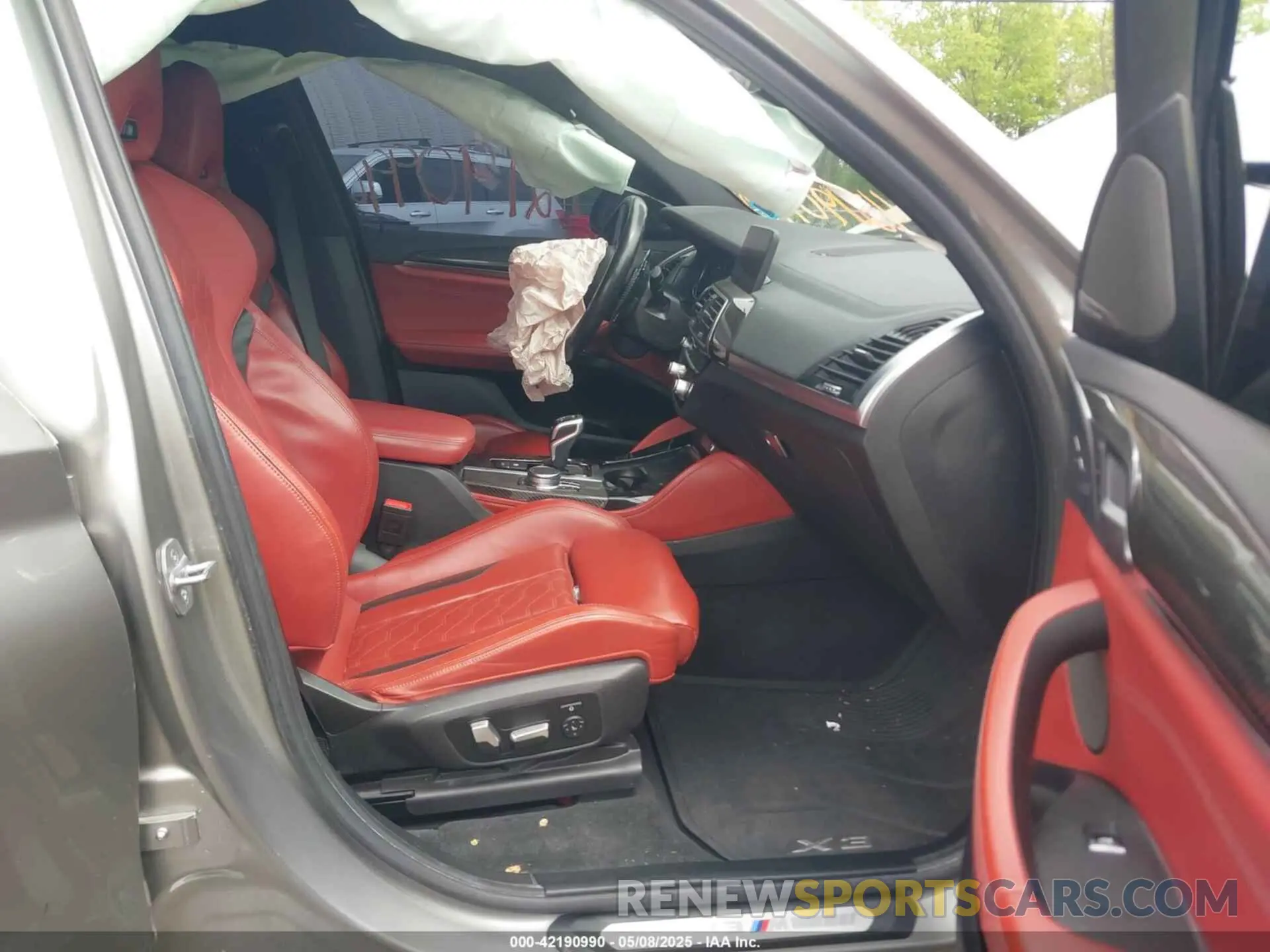 5 Photograph of a damaged car 5YMTS0C03L9C47882 BMW X3 M 2020