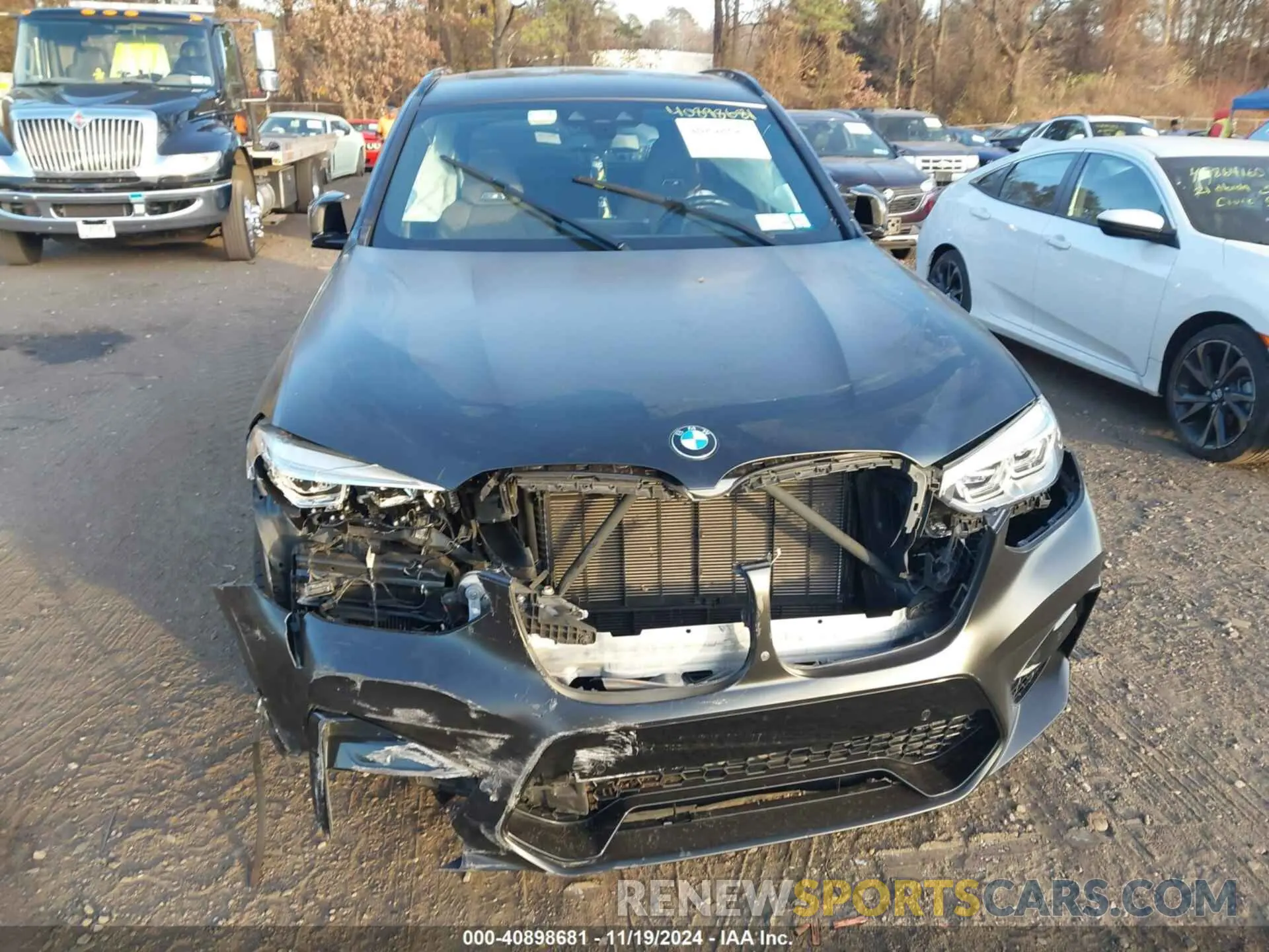 11 Фотография поврежденного автомобиля 5YMTS0C04L9B70097 BMW X3 M 2020