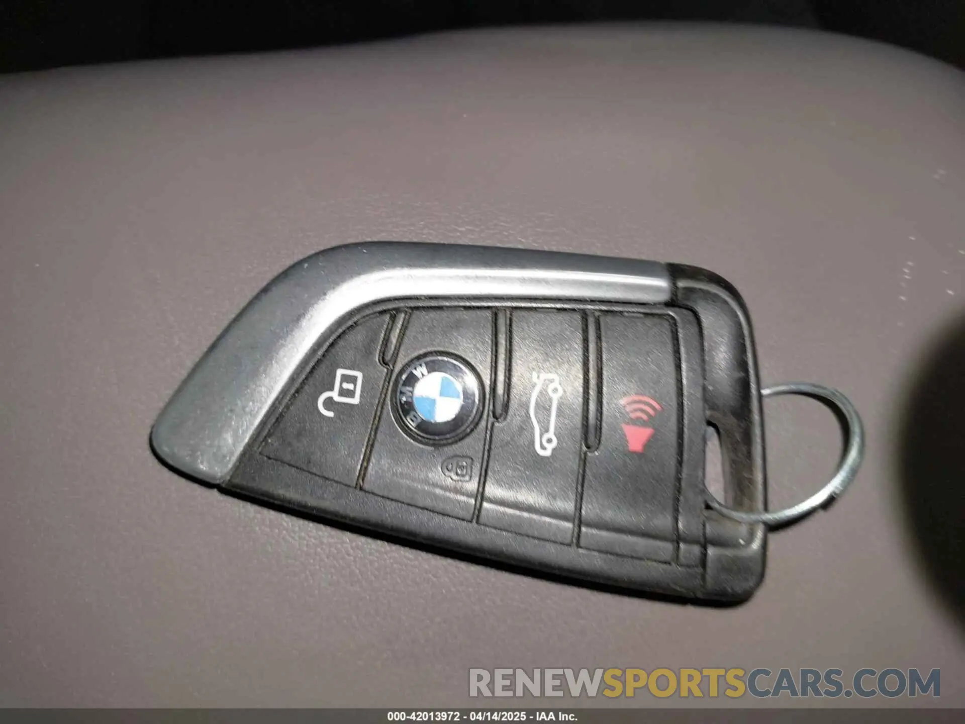 11 Photograph of a damaged car 5YMTS0C07L9B17054 BMW X3 M 2020