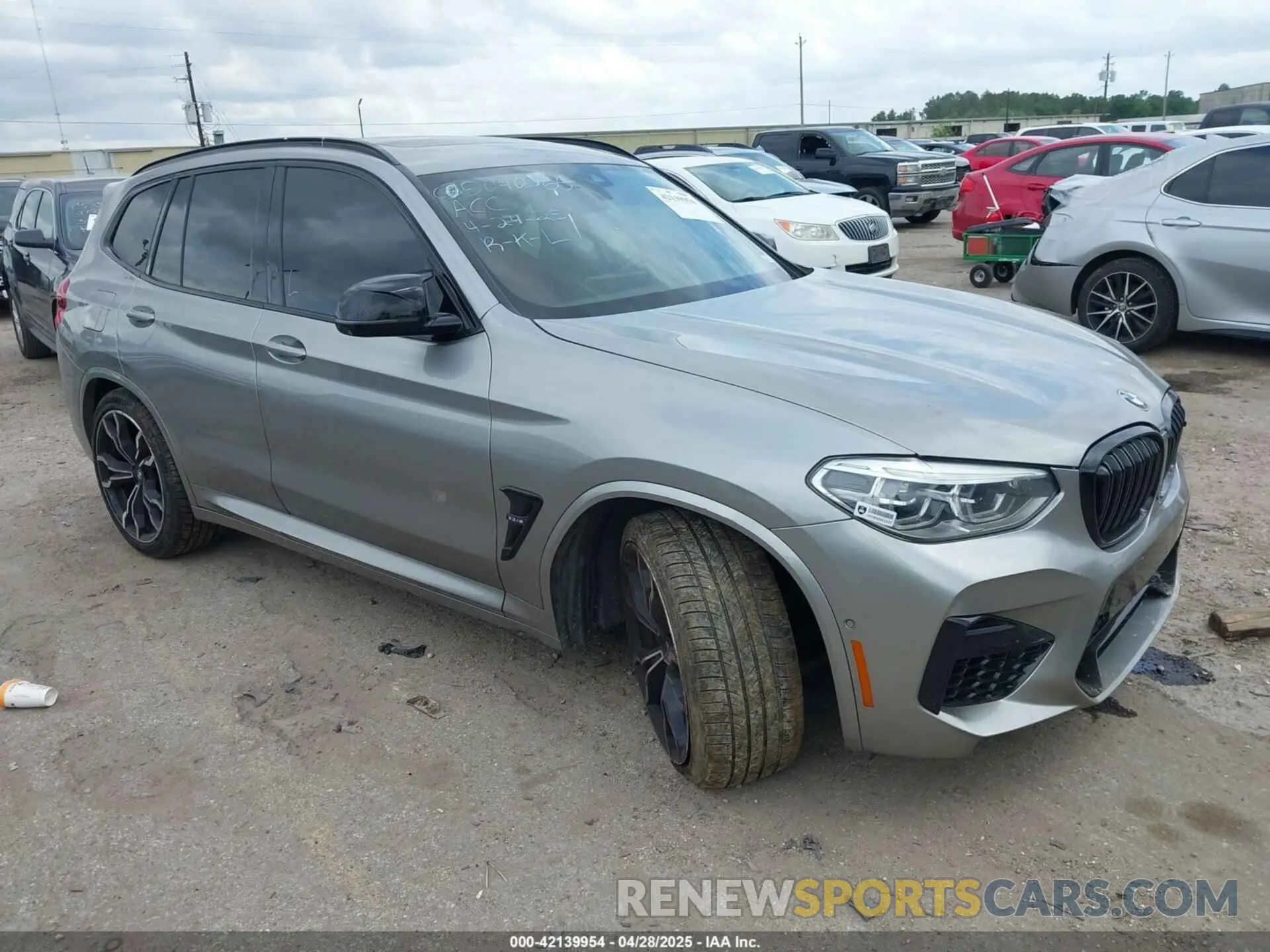 1 Фотография поврежденного автомобиля 5YMTS0C08L9B36986 BMW X3 M 2020