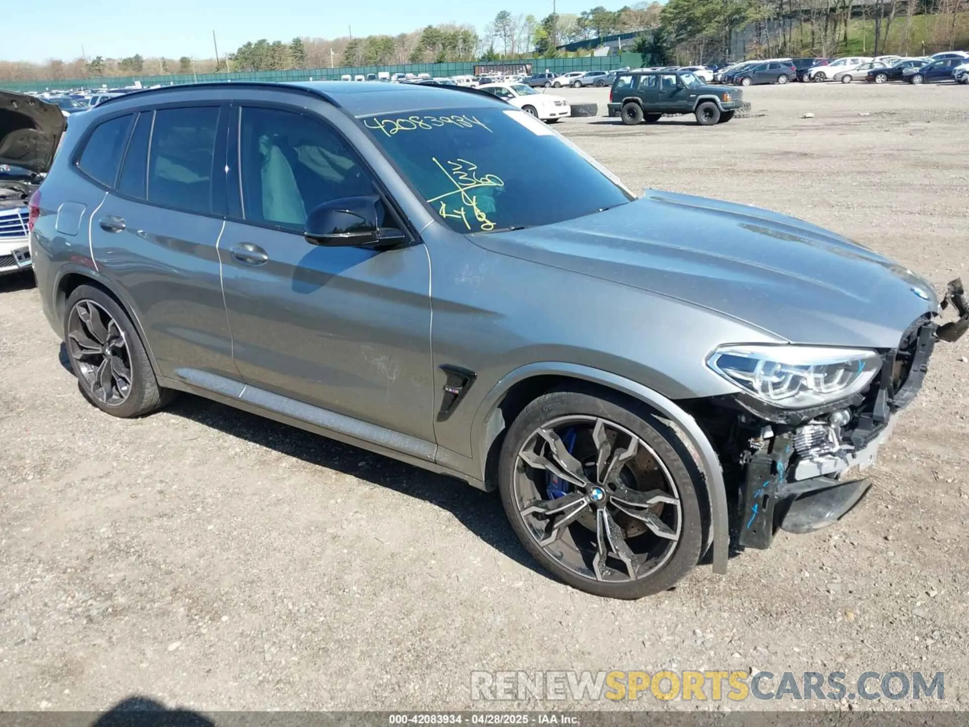 1 Фотография поврежденного автомобиля 5YMTS0C05M9H17198 BMW X3 M 2021