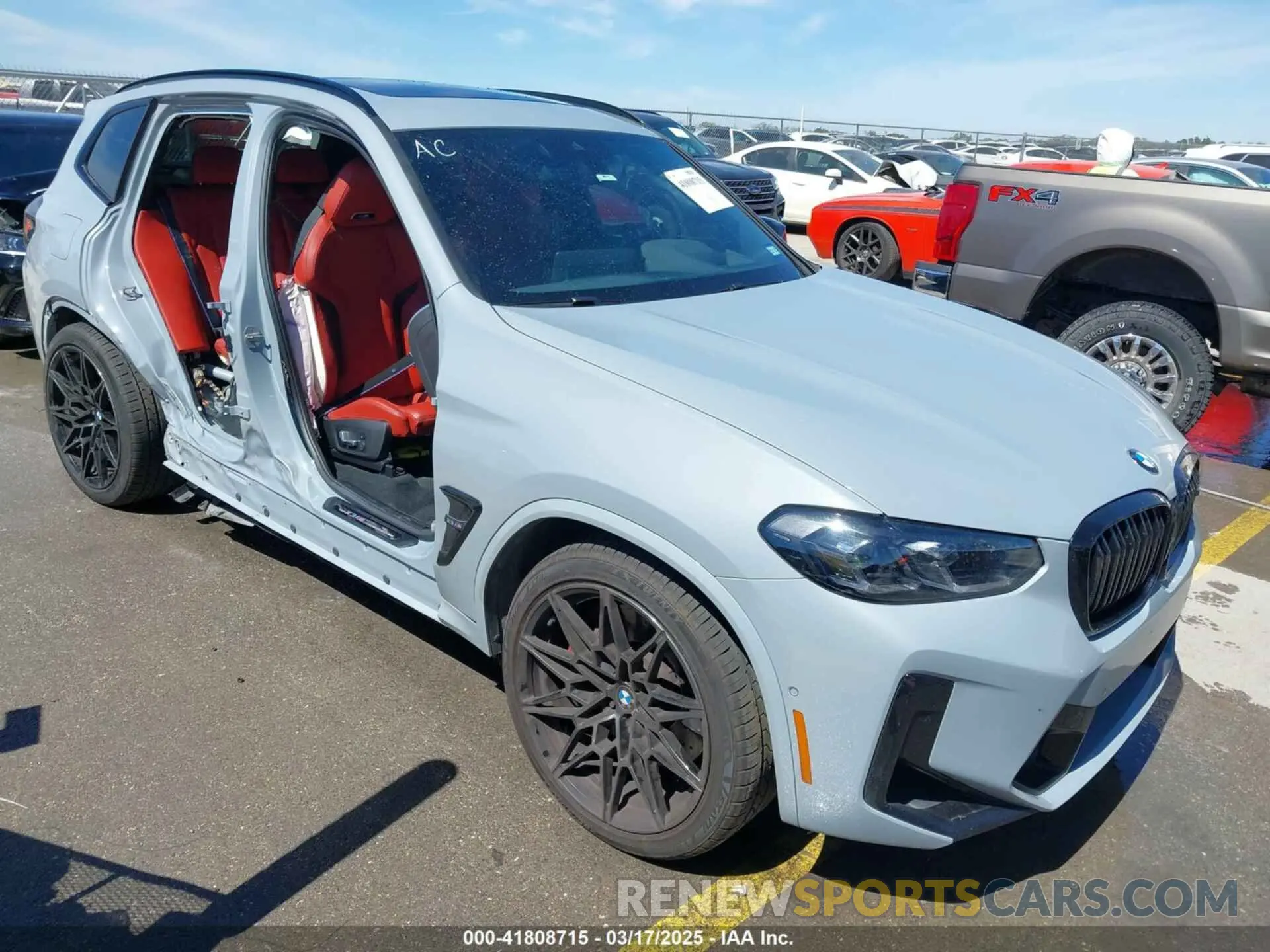 1 Photograph of a damaged car 5YM13EC03N9L12134 BMW X3 M 2022