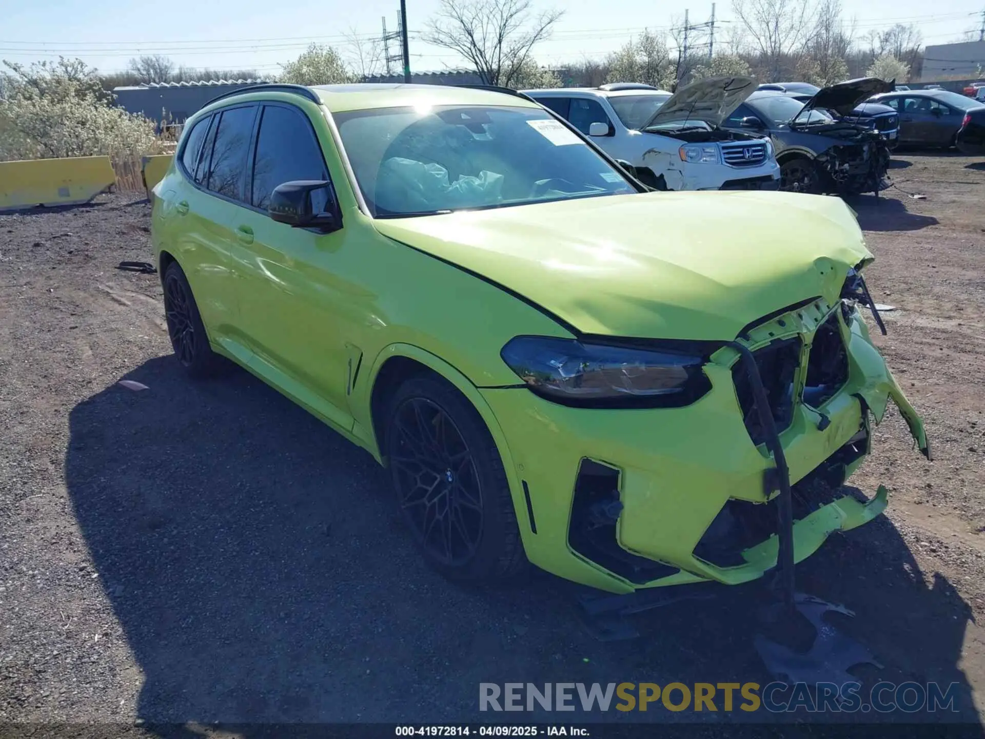 1 Photograph of a damaged car 5YM13EC03N9L12165 BMW X3 M 2022