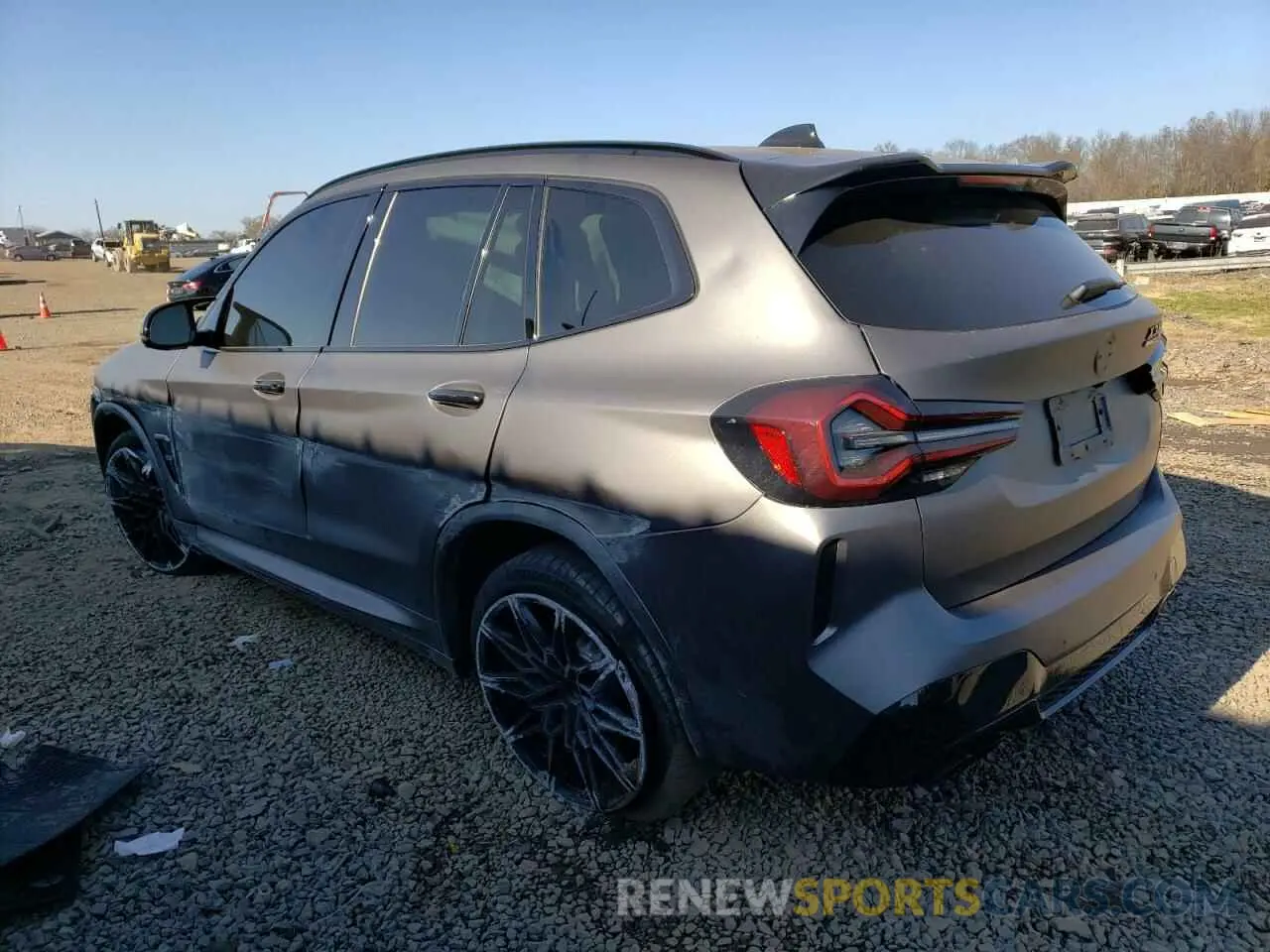 2 Фотография поврежденного автомобиля 5YM13EC04N9J81389 BMW X3 M 2022
