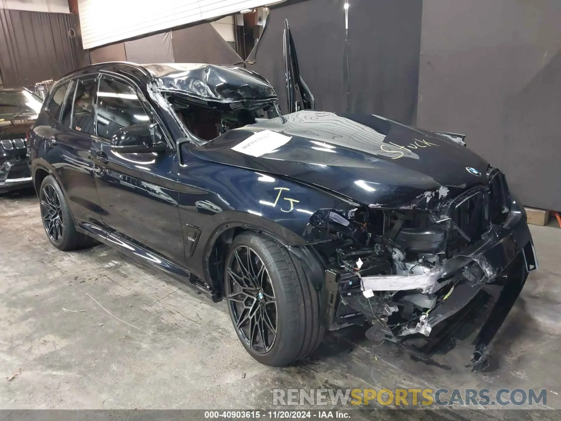 1 Photograph of a damaged car 5YM13EC02R9W28887 BMW X3 M 2024