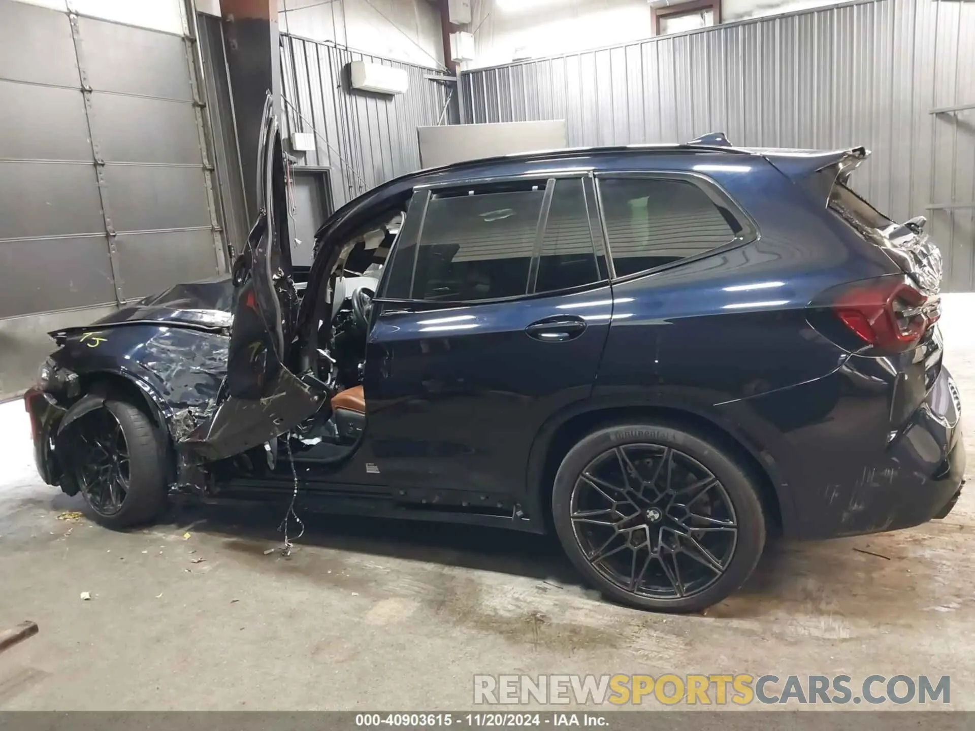 15 Photograph of a damaged car 5YM13EC02R9W28887 BMW X3 M 2024