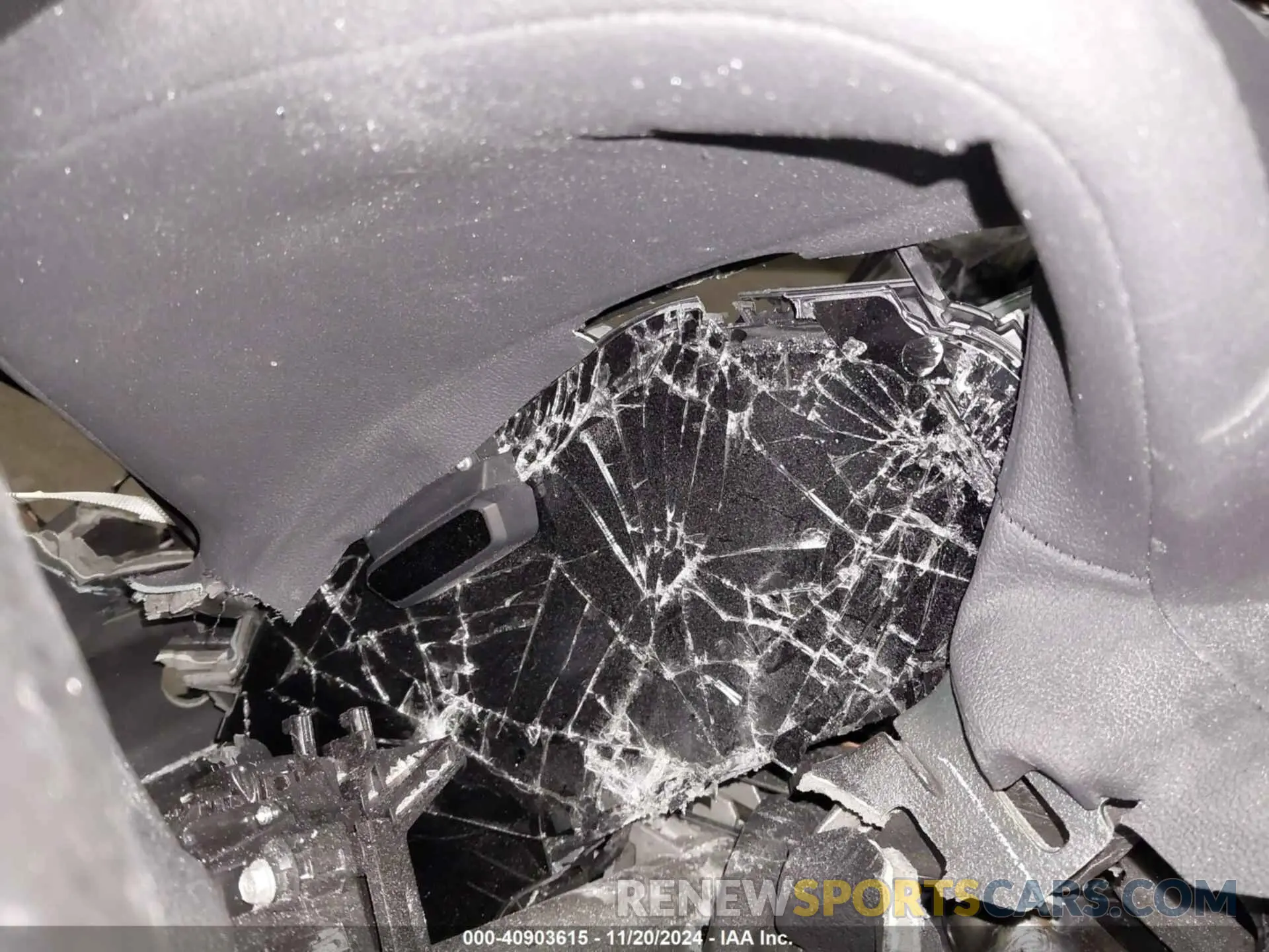 7 Photograph of a damaged car 5YM13EC02R9W28887 BMW X3 M 2024