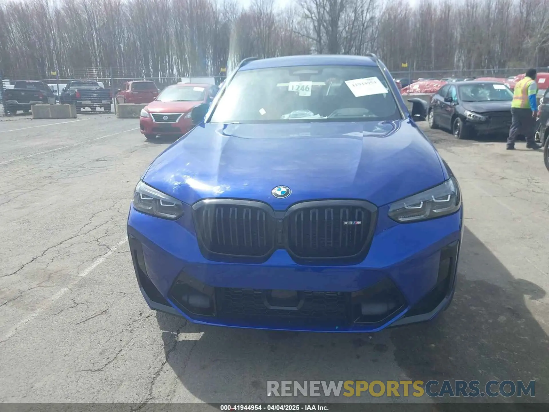 12 Фотография поврежденного автомобиля 5YM13EC07R9V73692 BMW X3 M 2024