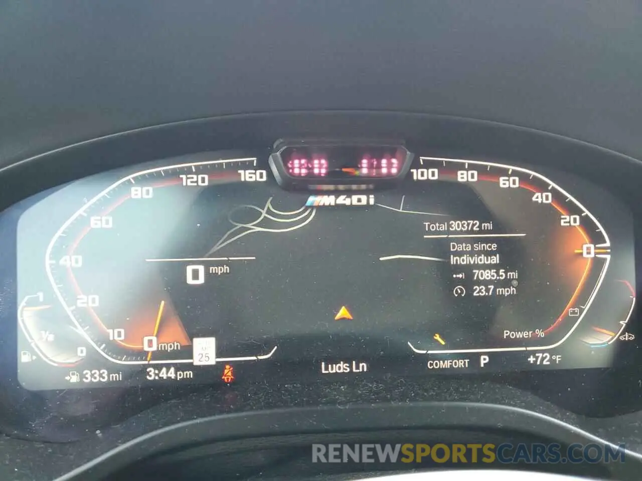 9 Photograph of a damaged car 5UX83DP01N9J87712 BMW X3 M40I 2022