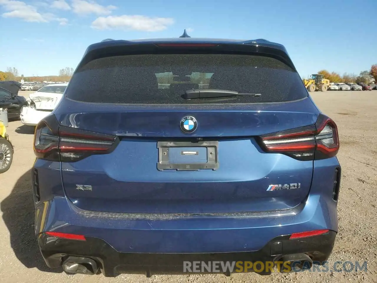 6 Photograph of a damaged car 5UX83DP03N9J46658 BMW X3 M40I 2022