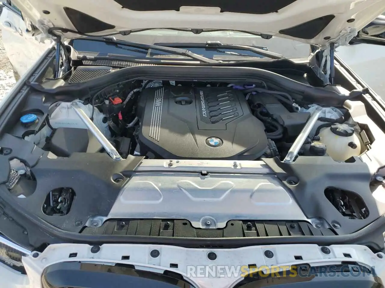 13 Photograph of a damaged car 5UX83DP03N9K37297 BMW X3 M40I 2022
