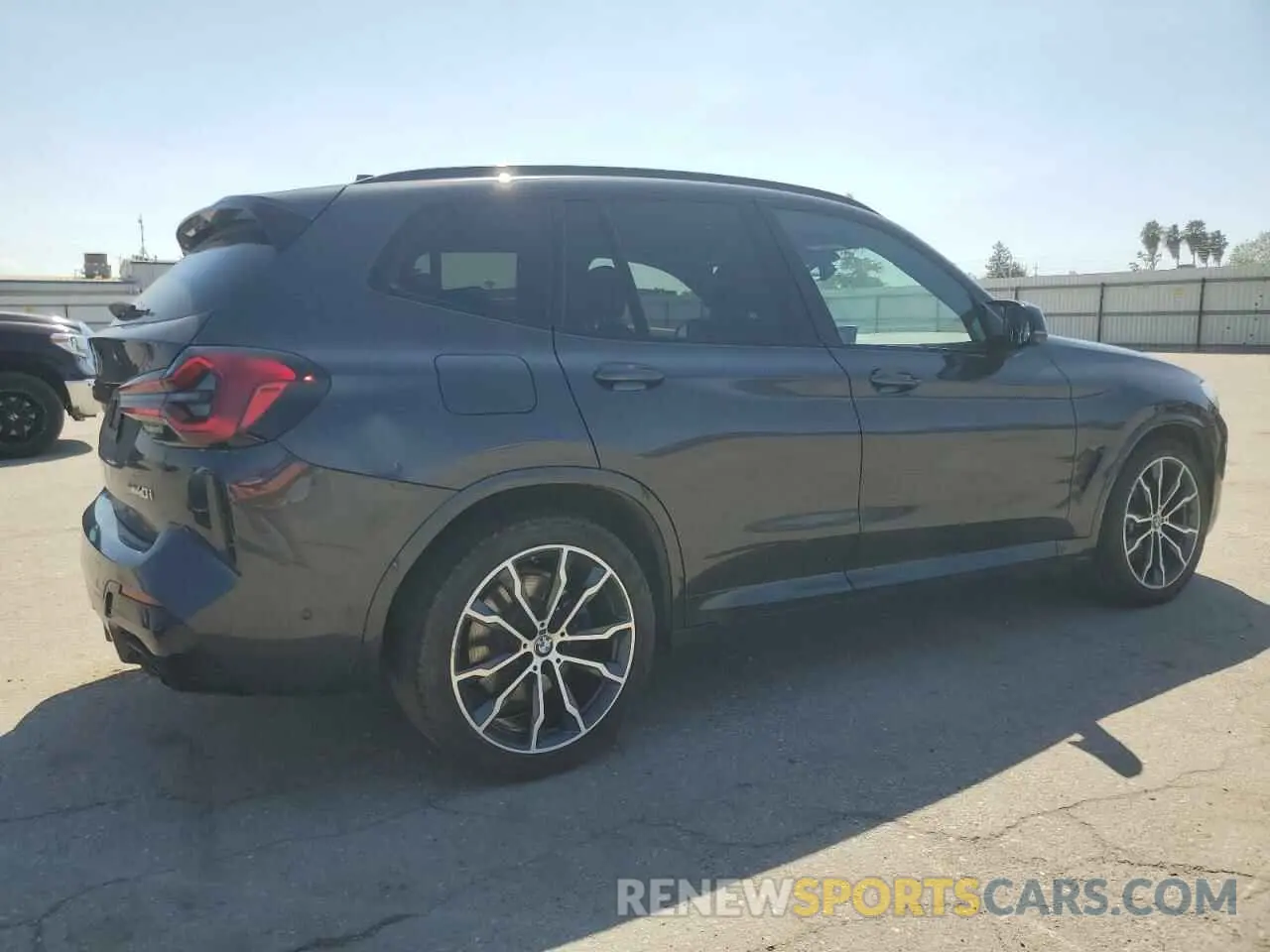 3 Фотография поврежденного автомобиля 5UX83DP06N9J37372 BMW X3 M40I 2022