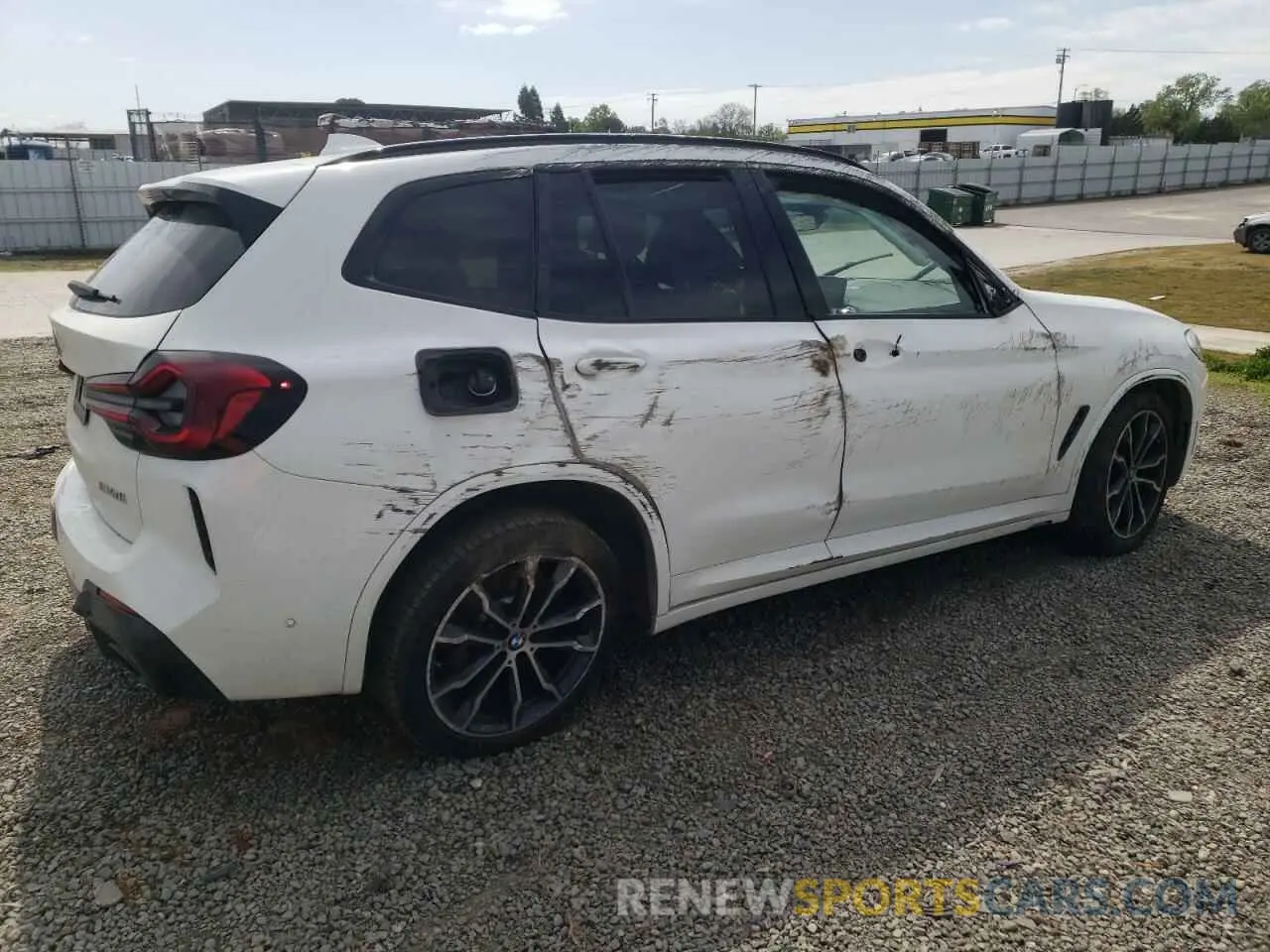 3 Photograph of a damaged car 5UX83DP06N9K19229 BMW X3 M40I 2022