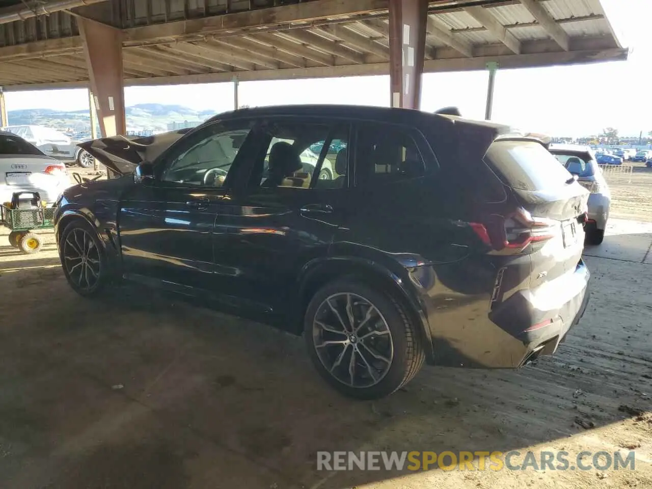 2 Photograph of a damaged car 5UX83DP0XN9J61965 BMW X3 M40I 2022