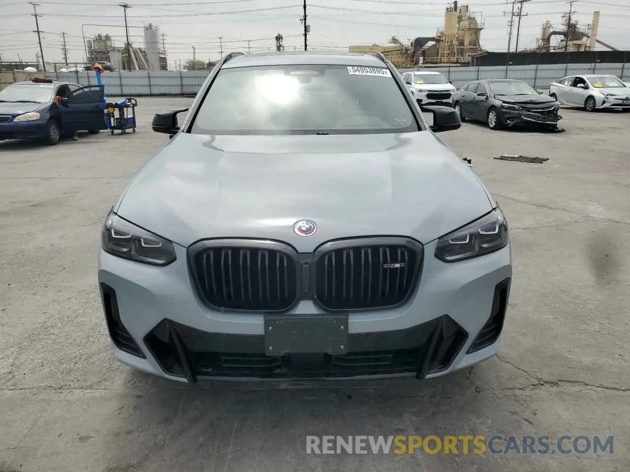 5 Photograph of a damaged car 5UX83DP02P9P42122 BMW X3 M40I 2023