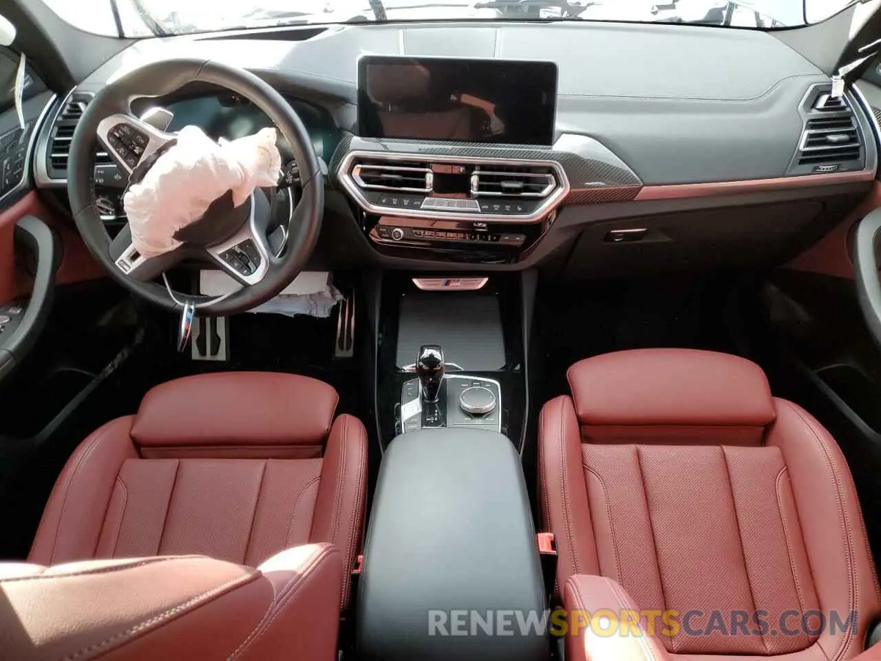 8 Photograph of a damaged car 5UX83DP01R9W43956 BMW X3 M40I 2024
