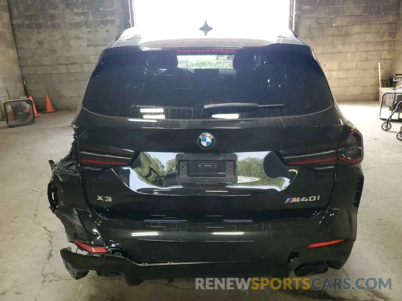 6 Фотография поврежденного автомобиля 5UX83DP05R9U69678 BMW X3 M40I 2024