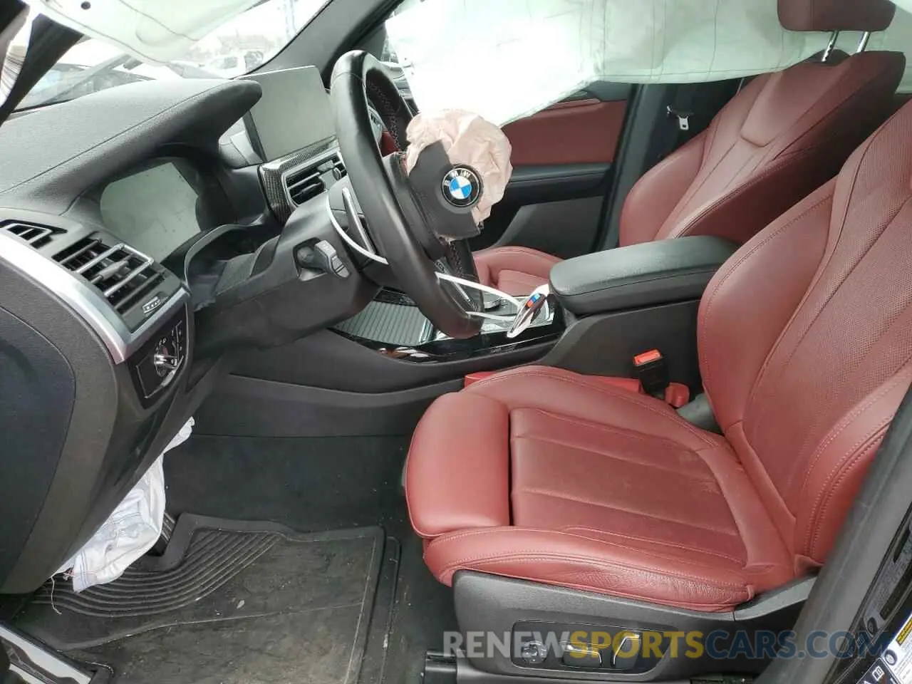 7 Photograph of a damaged car 5UX83DP05R9V62300 BMW X3 M40I 2024