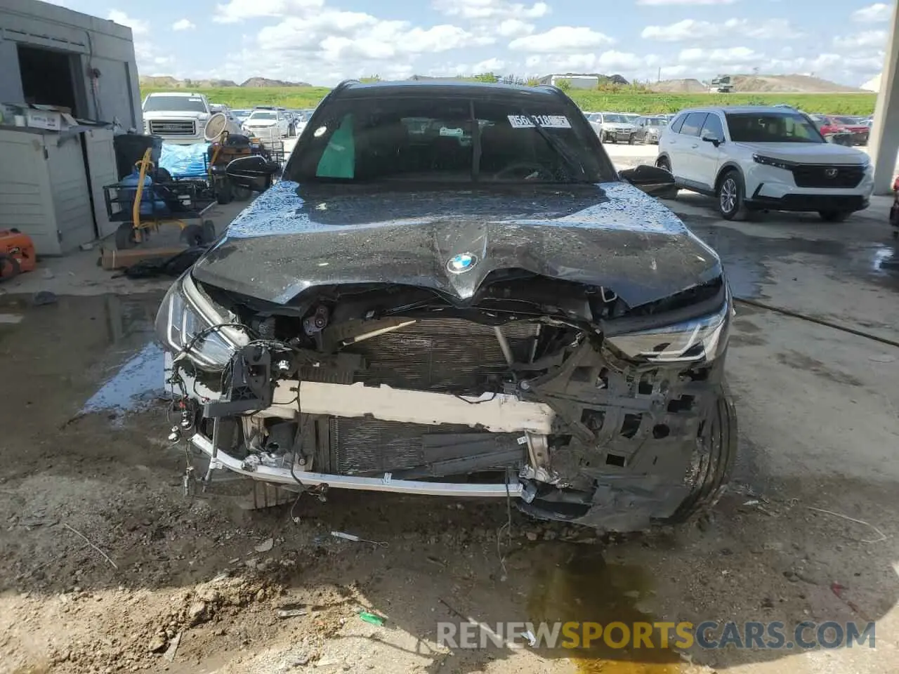 5 Photograph of a damaged car 5UX73GP05S9010217 BMW X3 M50 2025