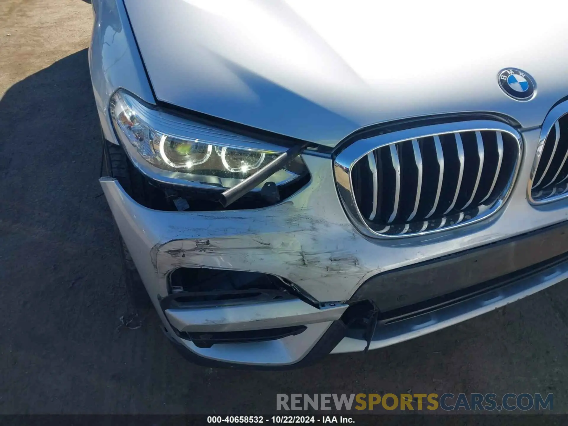 18 Фотография поврежденного автомобиля 5UXTS1C08L9D29510 BMW X3 PHEV 2020