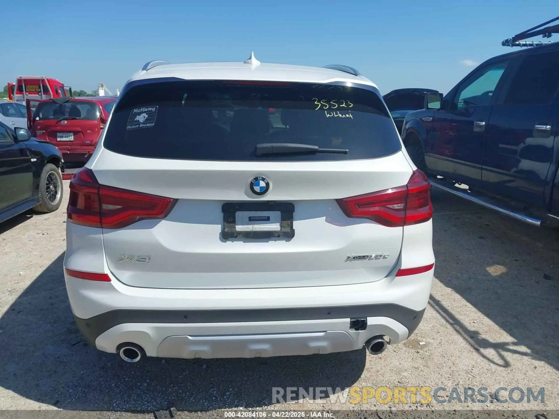 16 Фотография поврежденного автомобиля 5UXTS1C02M9F71923 BMW X3 PHEV 2021