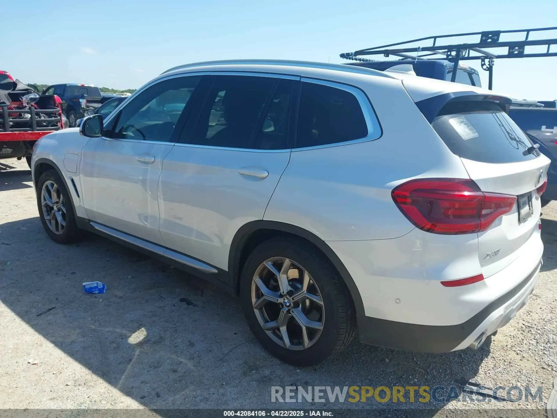 3 Фотография поврежденного автомобиля 5UXTS1C02M9F71923 BMW X3 PHEV 2021