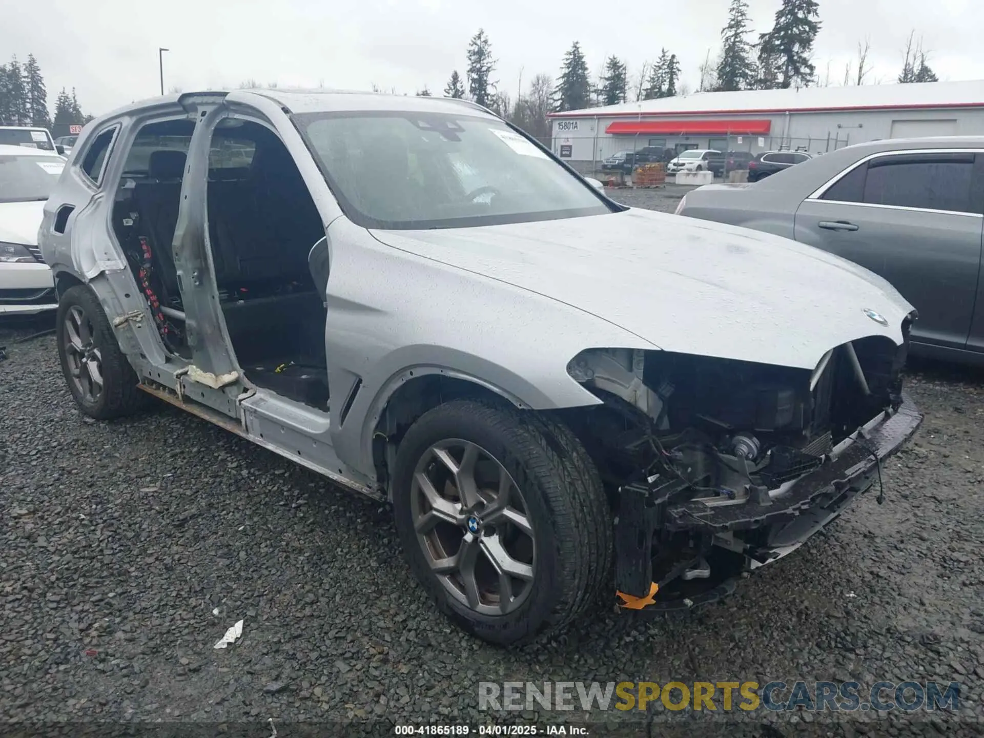 1 Фотография поврежденного автомобиля 5UXTS1C05M9F20190 BMW X3 PHEV 2021