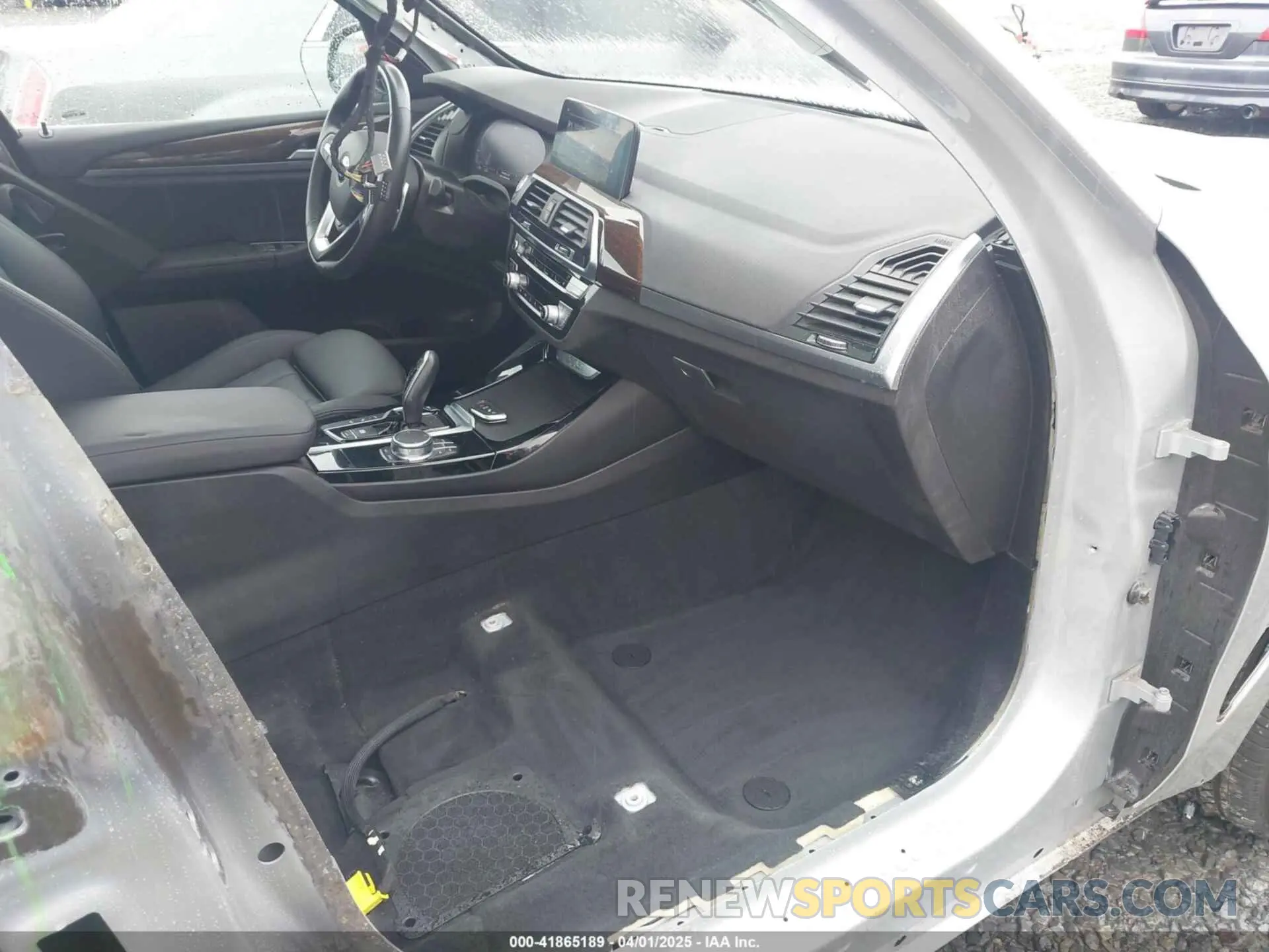 5 Фотография поврежденного автомобиля 5UXTS1C05M9F20190 BMW X3 PHEV 2021