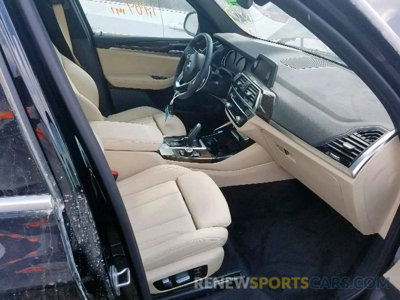 5 Photograph of a damaged car 5UXTR7C58KLR52019 BMW X3 SDRIVE3 2019