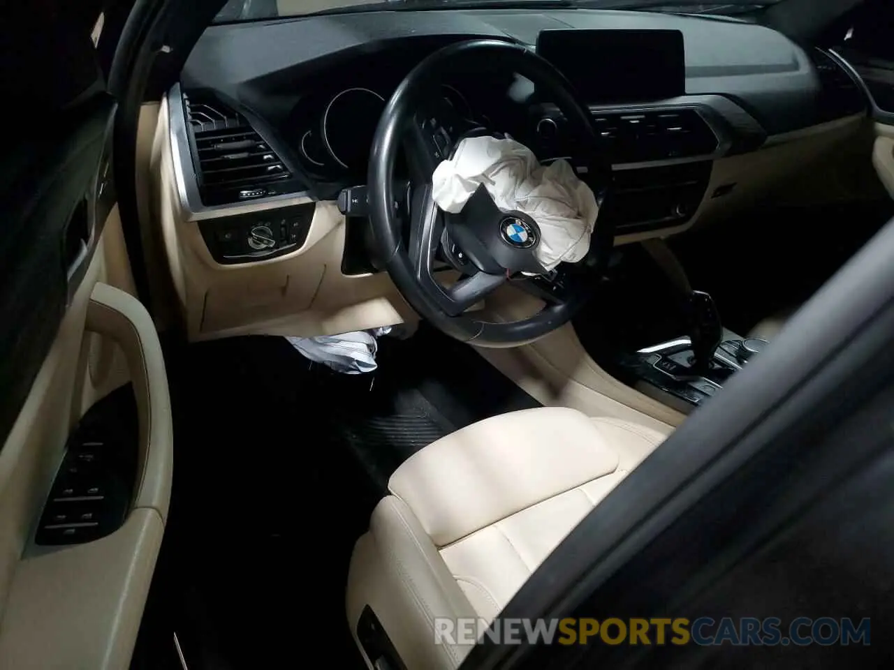 8 Photograph of a damaged car 5UXUJ3C50KLG51834 BMW X4 2019