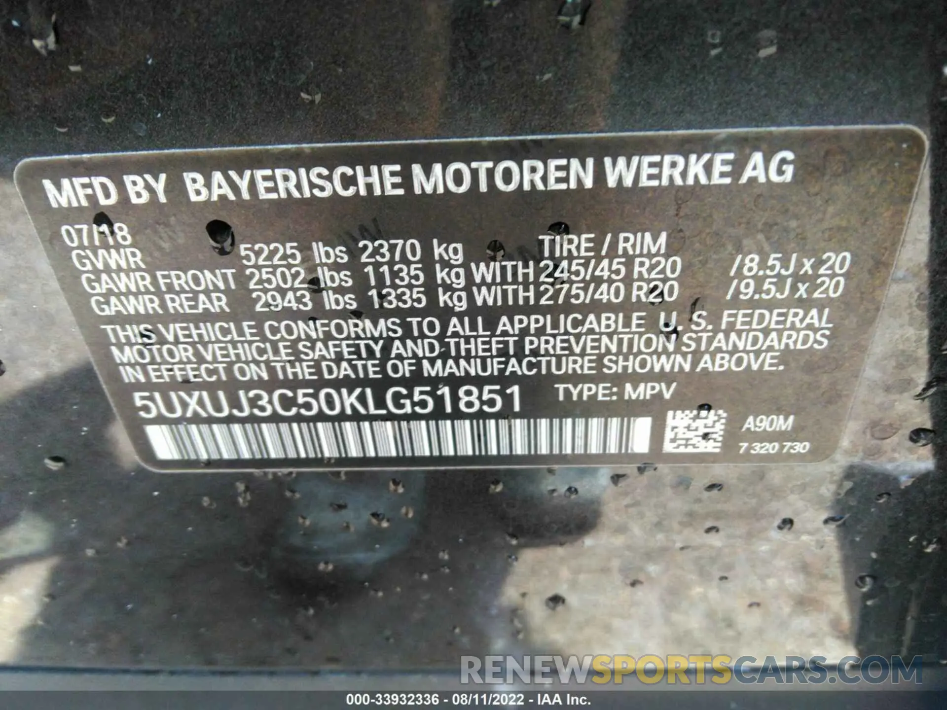 9 Photograph of a damaged car 5UXUJ3C50KLG51851 BMW X4 2019