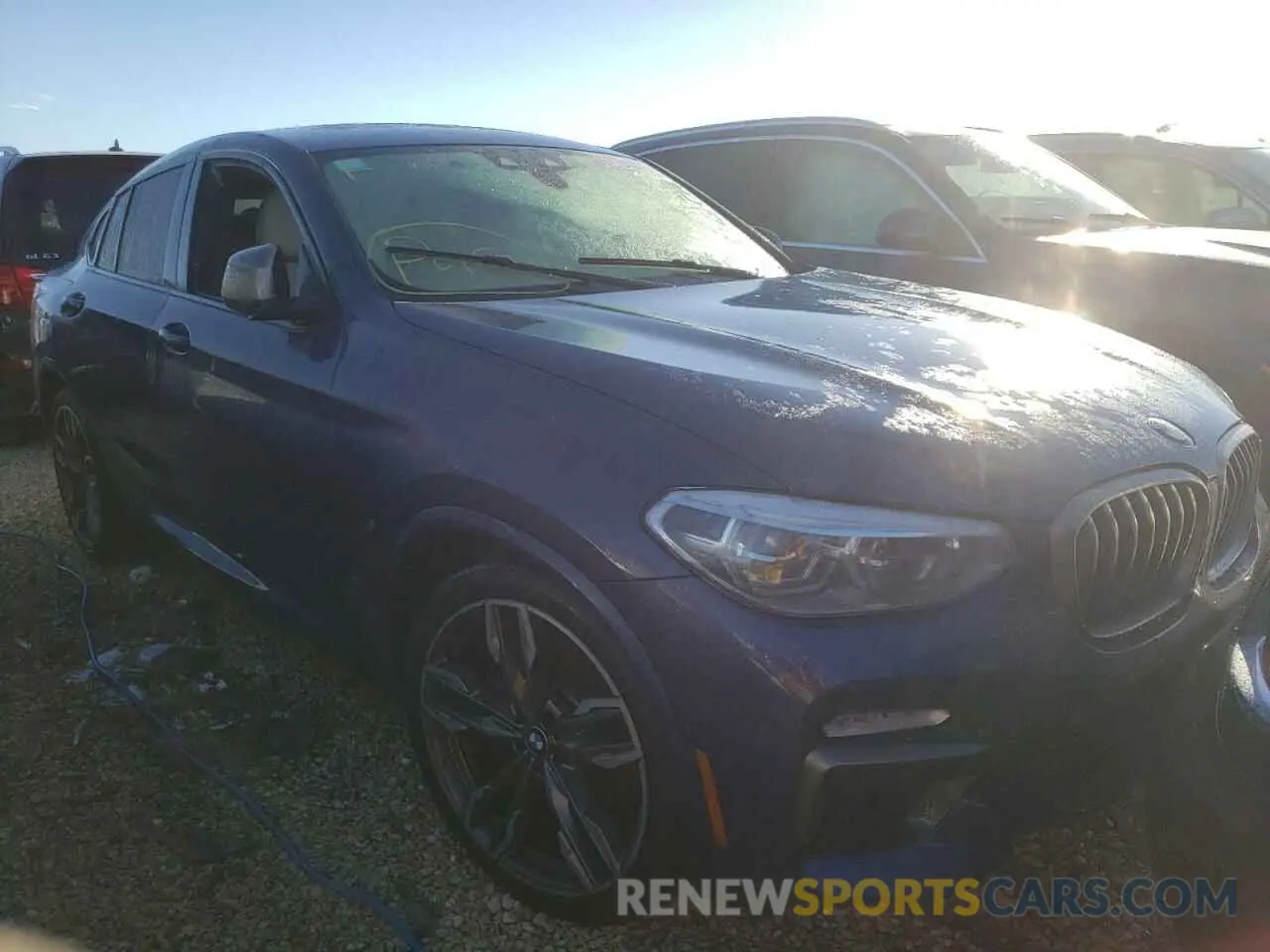 1 Photograph of a damaged car 5UXUJ5C54KLJ62619 BMW X4 2019