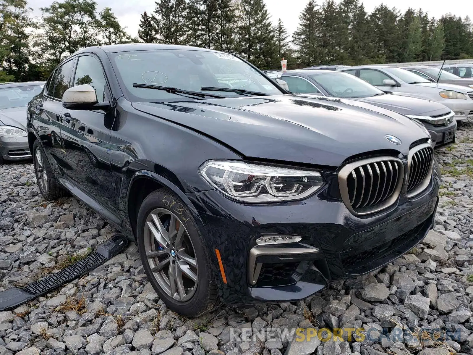 1 Photograph of a damaged car 5UXUJ5C58KLJ62672 BMW X4 2019