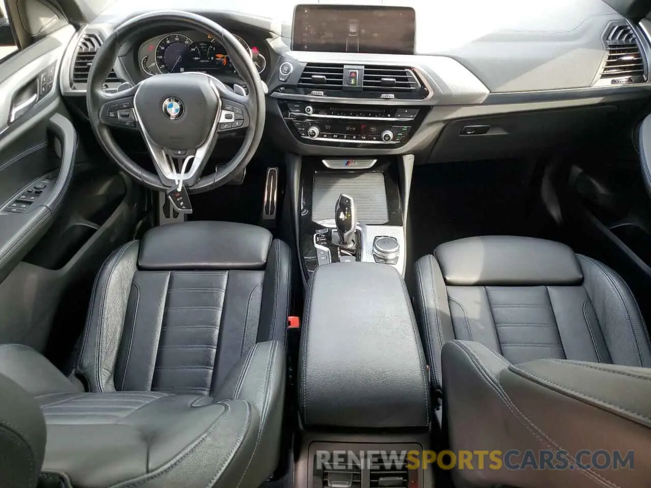 8 Photograph of a damaged car 5UXUJ5C5XKLJ64004 BMW X4 2019