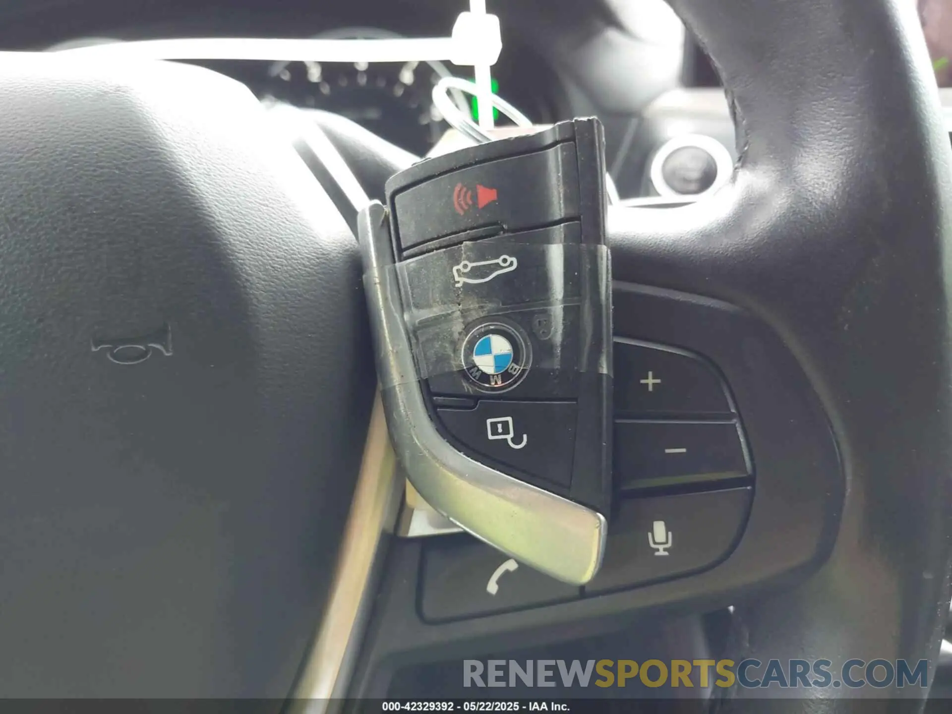 11 Photograph of a damaged car 5UXUJ5C5XKLJ64164 BMW X4 2019