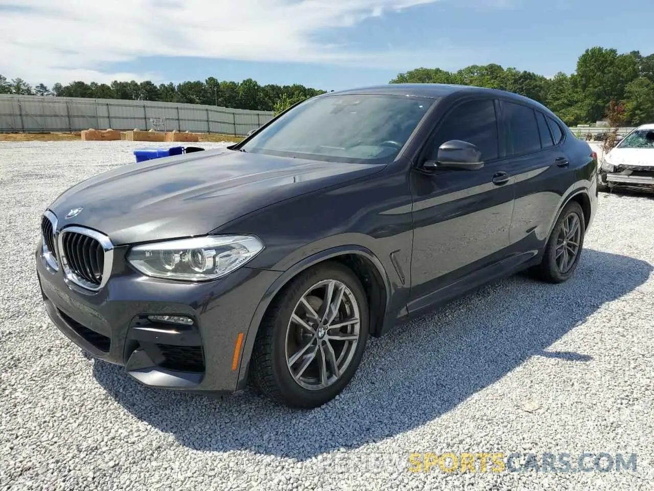 1 Фотография поврежденного автомобиля 5UX2V1C00L9D17449 BMW X4 2020