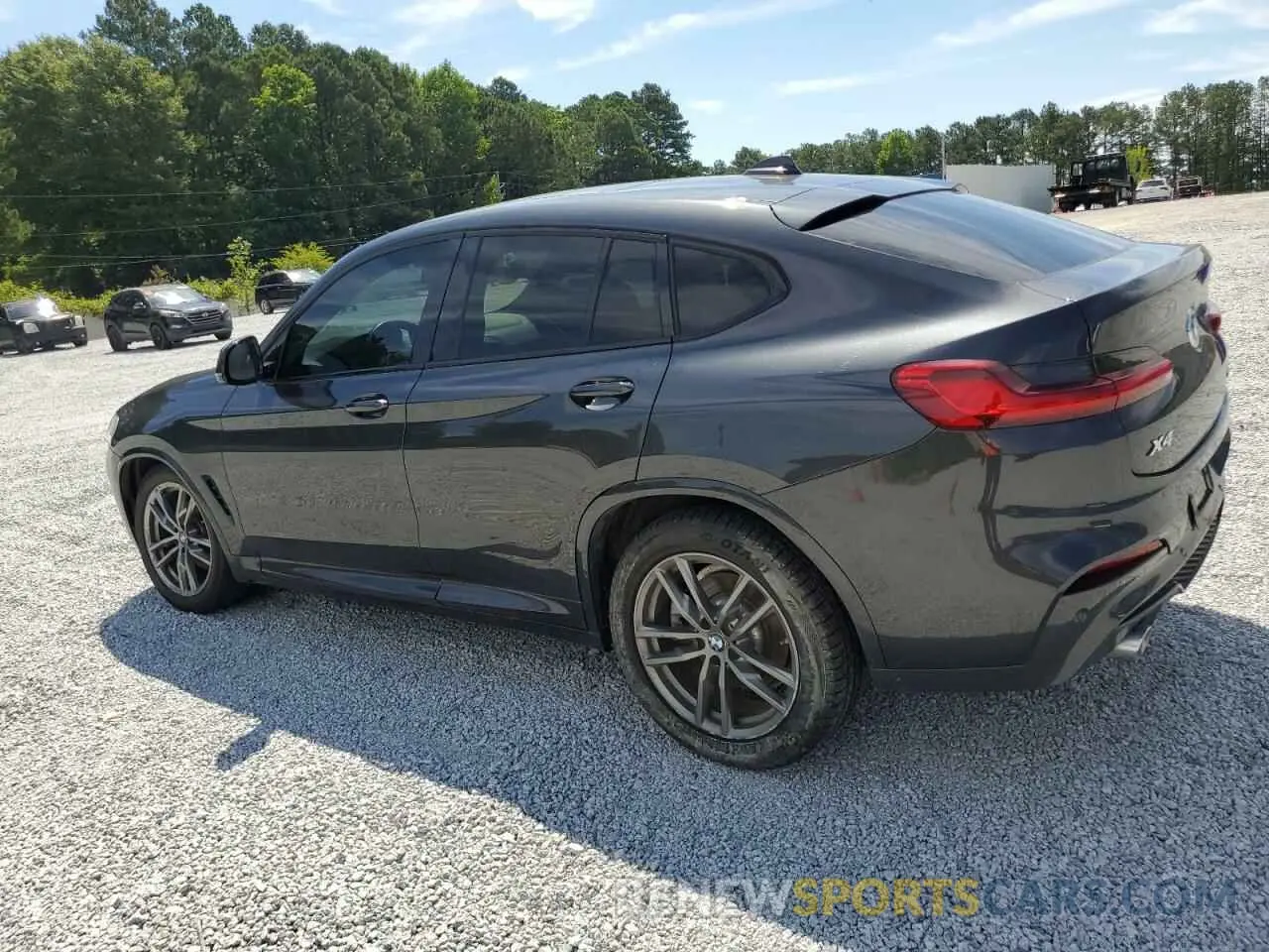 2 Фотография поврежденного автомобиля 5UX2V1C00L9D17449 BMW X4 2020