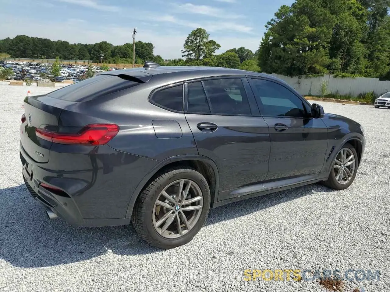 3 Фотография поврежденного автомобиля 5UX2V1C00L9D17449 BMW X4 2020