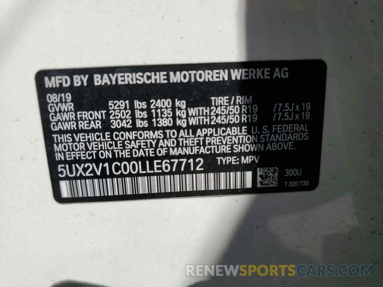 13 Photograph of a damaged car 5UX2V1C00LLE67712 BMW X4 2020