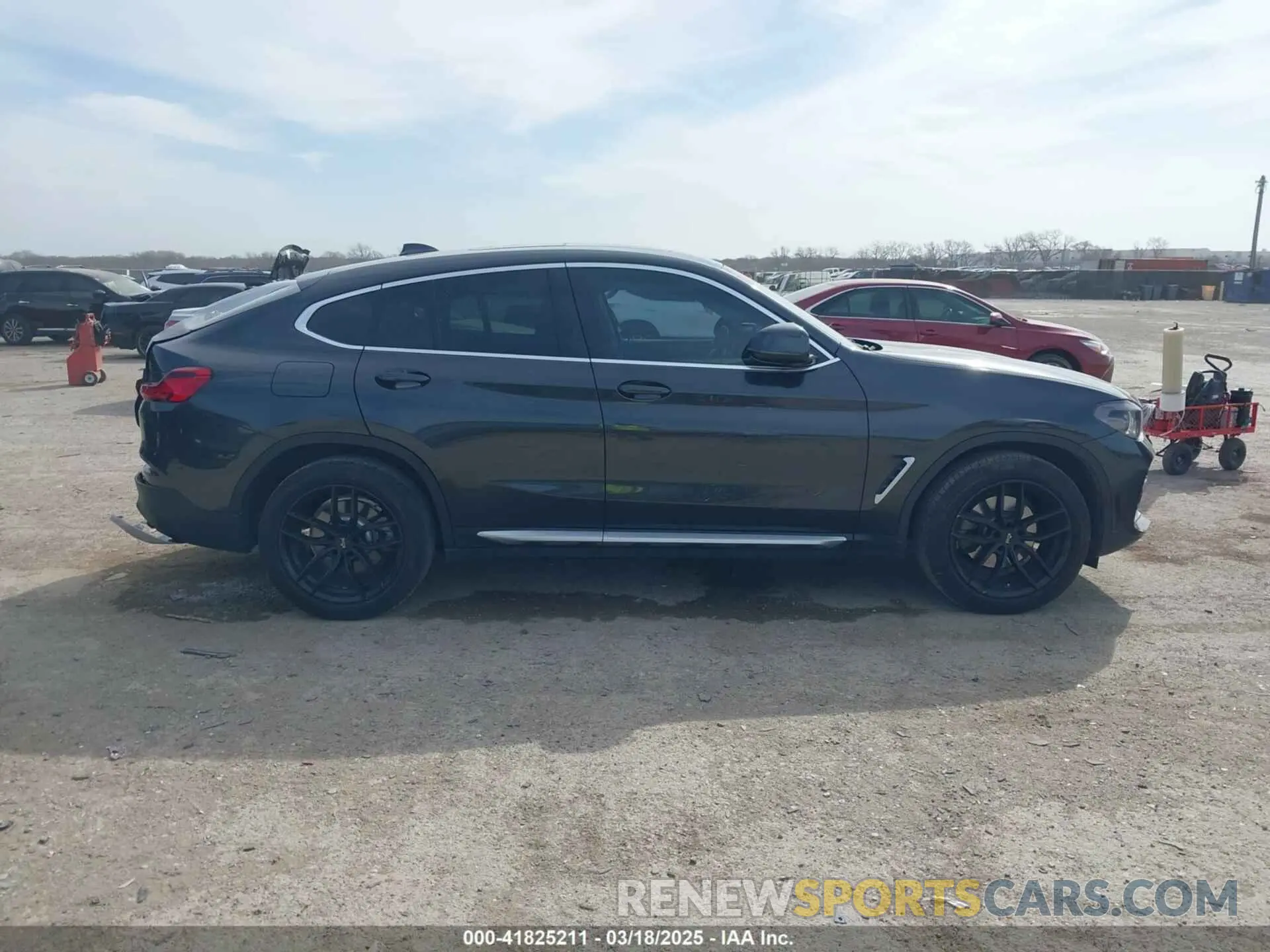 13 Фотография поврежденного автомобиля 5UX2V1C02L9B74309 BMW X4 2020