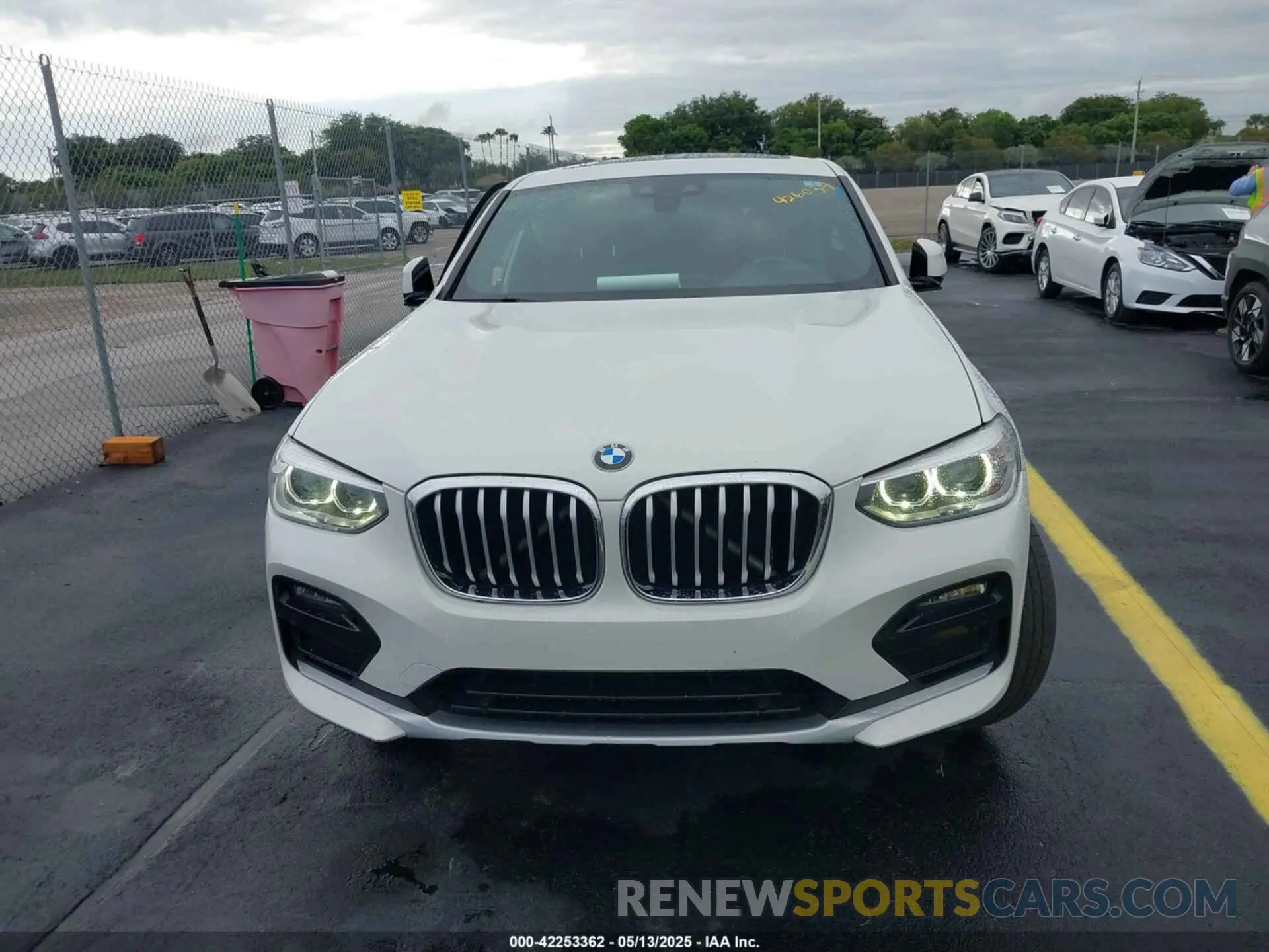 12 Фотография поврежденного автомобиля 5UX2V1C02LLE68148 BMW X4 2020
