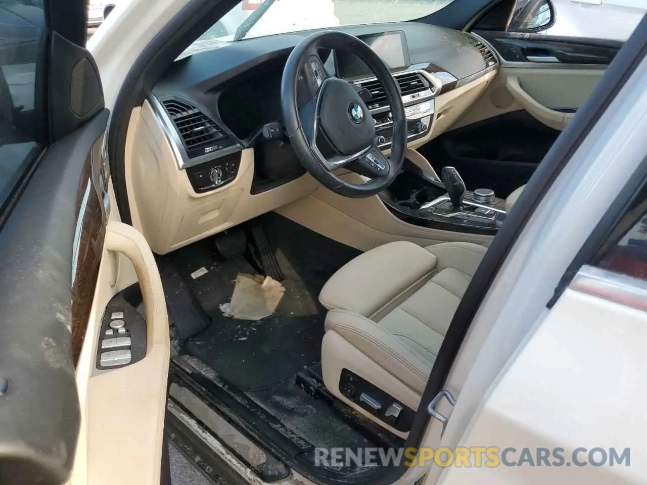 8 Photograph of a damaged car 5UX2V1C03L9B50620 BMW X4 2020