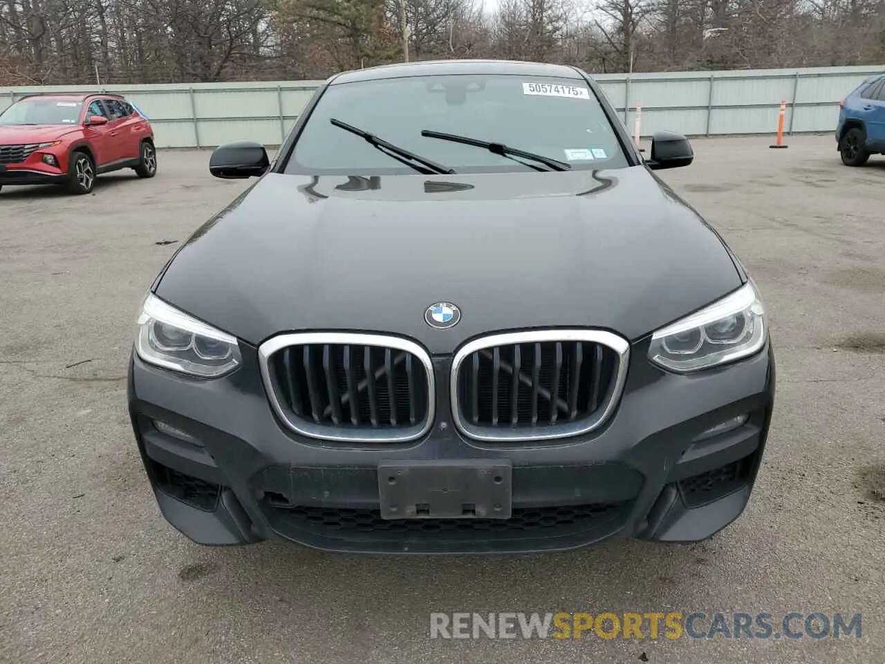 5 Photograph of a damaged car 5UX2V1C08L9B97027 BMW X4 2020