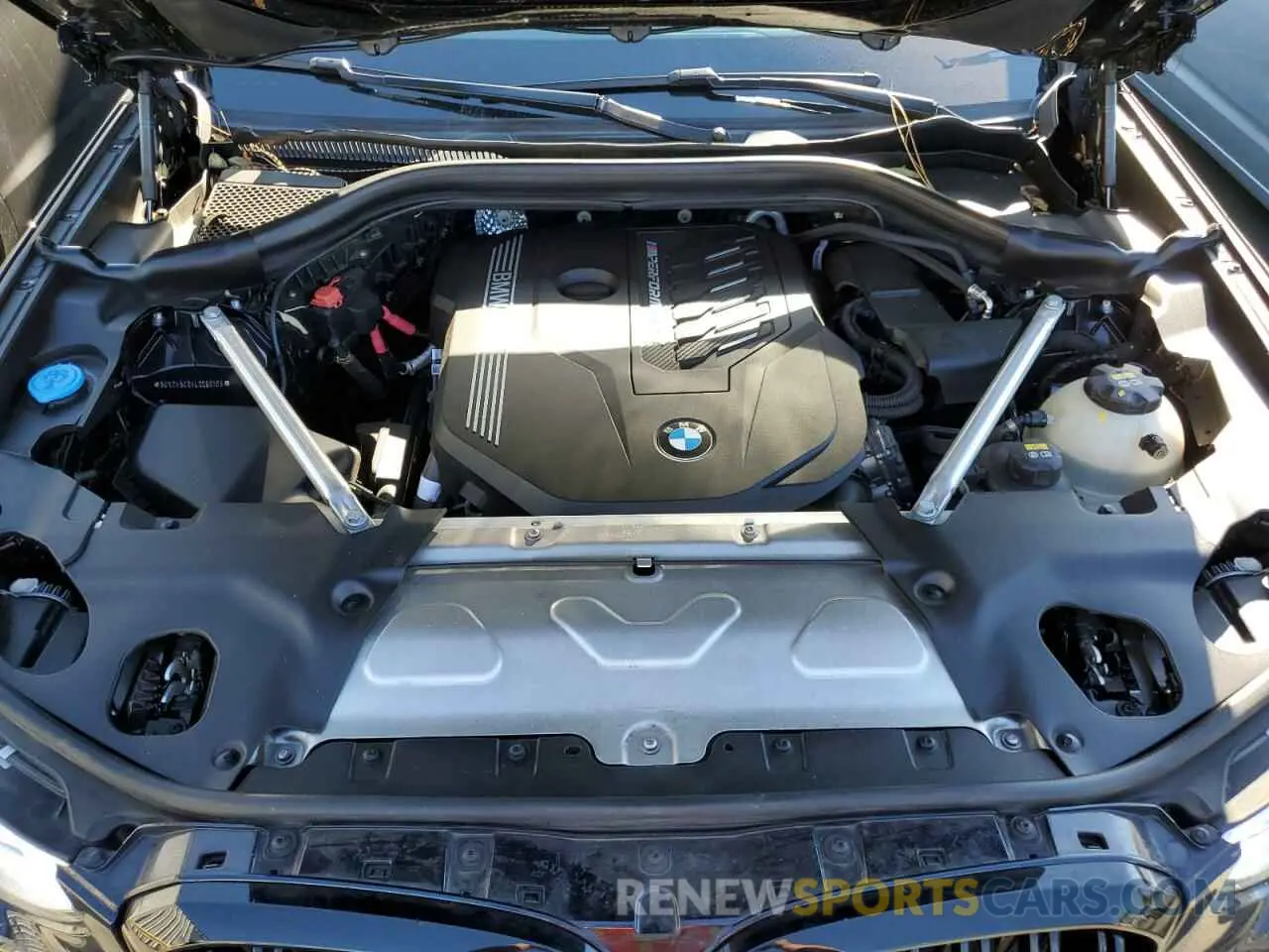 12 Photograph of a damaged car 5UX2V5C04L9D60103 BMW X4 2020