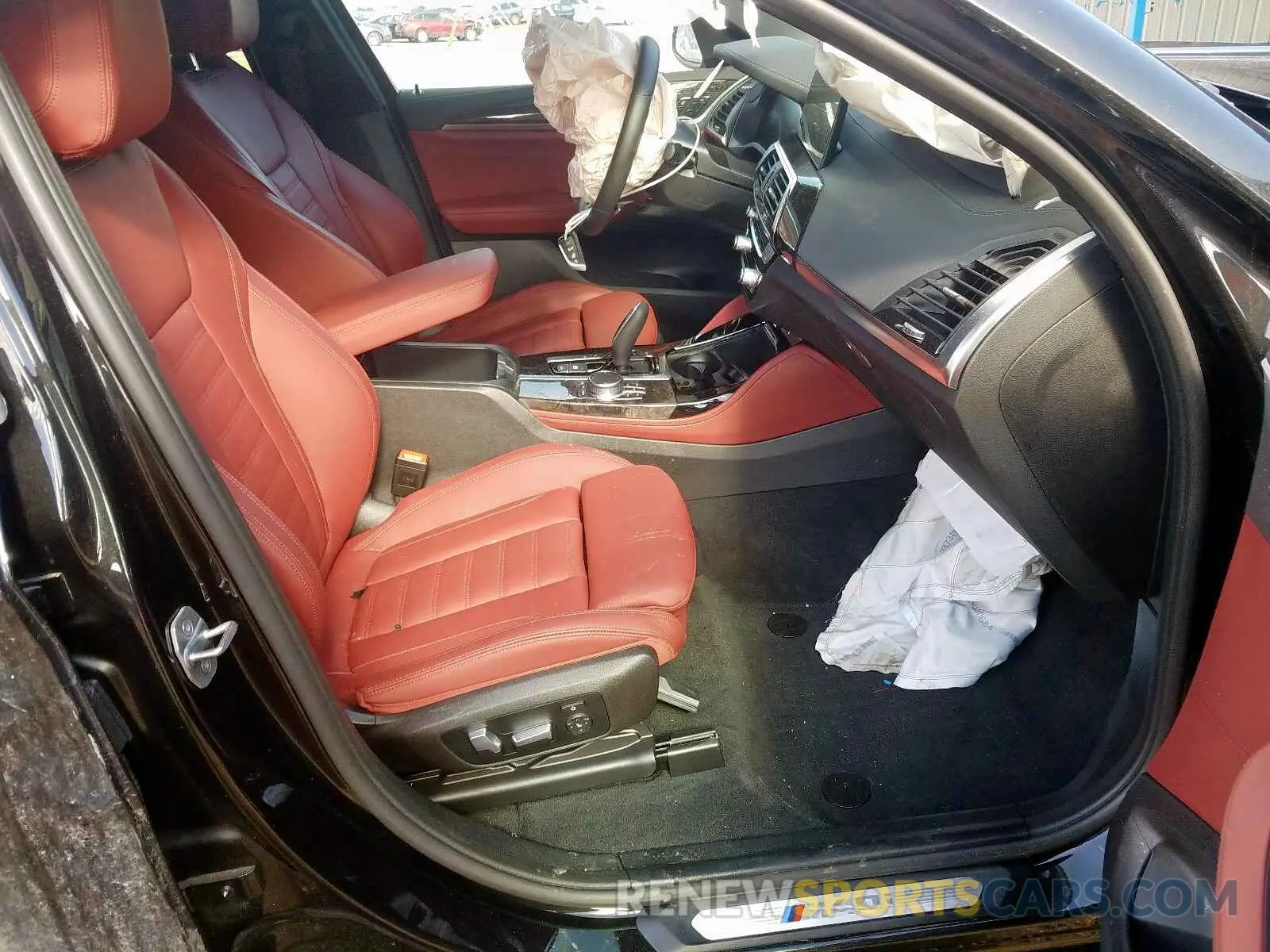 5 Photograph of a damaged car 5UX2V5C08L9B63760 BMW X4 2020