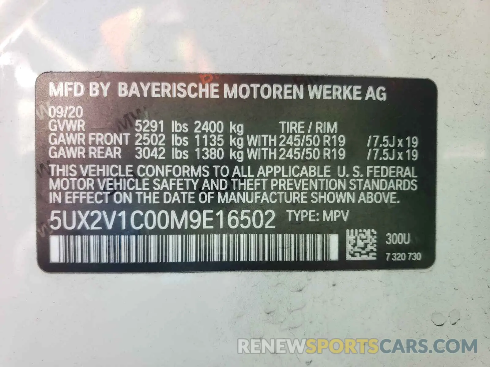 10 Photograph of a damaged car 5UX2V1C00M9E16502 BMW X4 2021