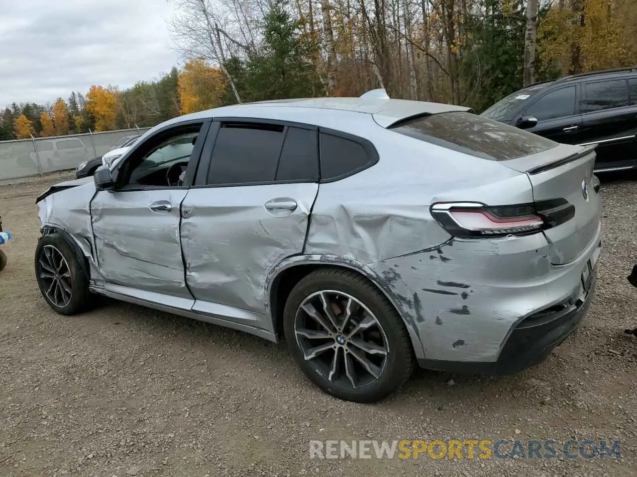 2 Фотография поврежденного автомобиля 5UX2V1C01M9H50957 BMW X4 2021
